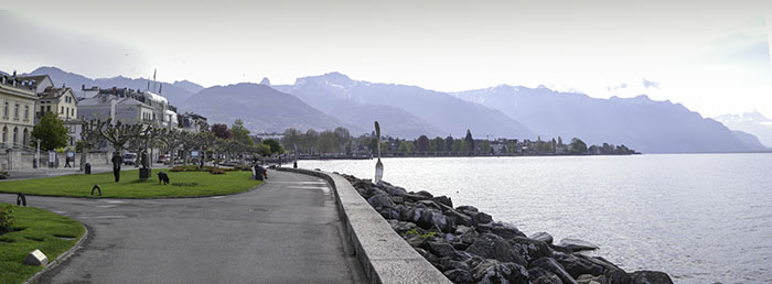 The Promenade at Vevey, with the Trois Couronnes Hotel Photograph: David Hill, April 2011 The Trois Couronnes was Ruskin’s regular resort at Vevey. The King’s watercolour was probably made from one of its lakefront rooms. 