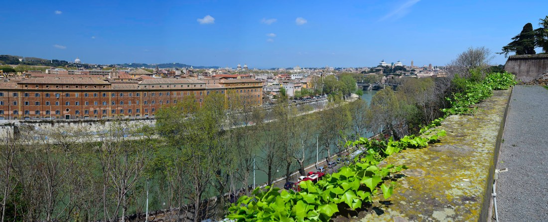 Rome from the Terrace of the Monastery of Santi Alessio e Boniface Photograph by David Hill taken 13 April 2015, 11.52 GMT Click on image to enlarge 