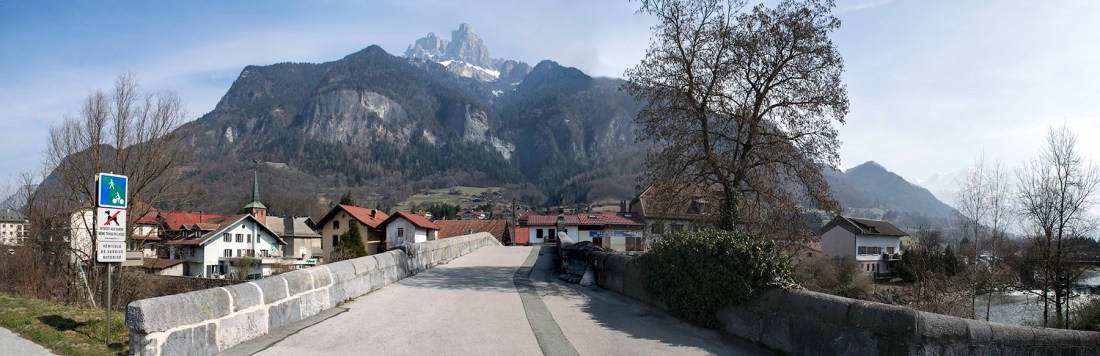 Panorama of the Bridge of St Martin, with the Aiguille to Varan over, and Mont Blanc to the right Photograph by David Hill taken 11 March 2015, 11.55 GMT Click on image to open at full size 