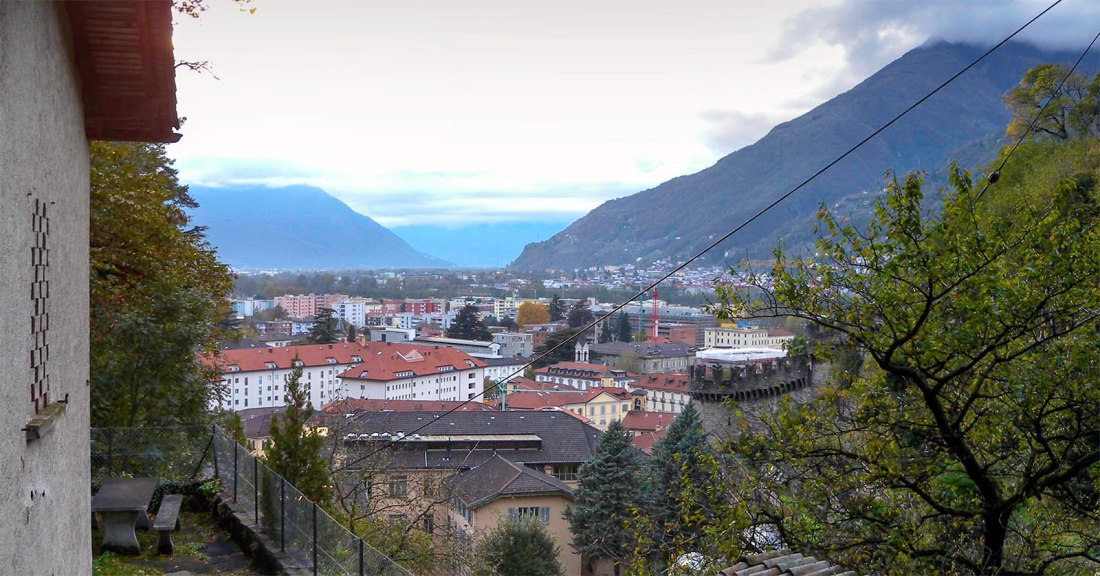 Going up to Montebello Castle, Bellinzona Photograph by David Hill taken 1 November 2012, 15.32 GMT Taken from further up the Salita della Nocca, above Ruskin’s viewpoint, close to that of Turner’s sketch TB CCCXXXVI 14. Were Ruskin to visit today he would no doubt have something to say about the overhead power cables and the near redundancy of the chapel to the left. Click on image to enlarge