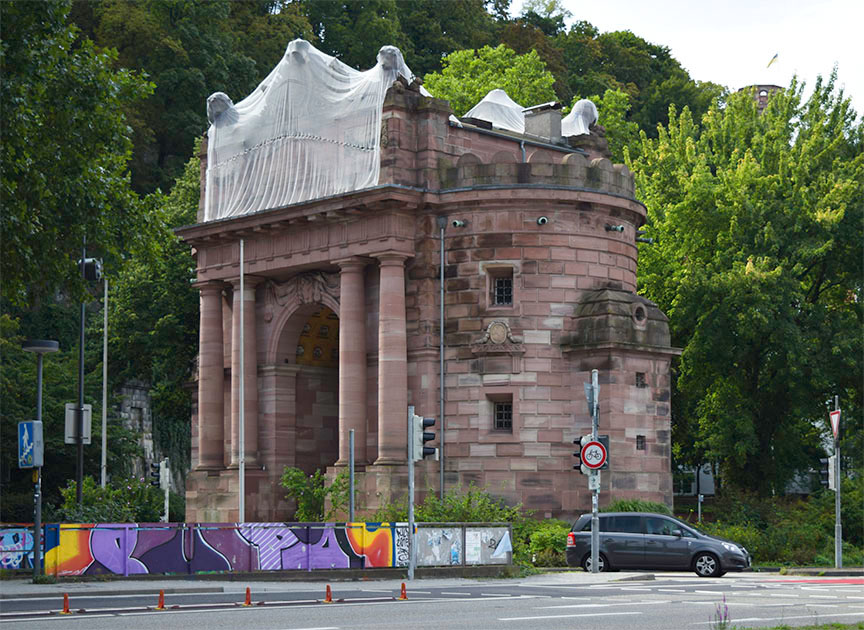 Heidelberg; the Karlstor Photograph by David Hill, 27 August 2015, 09.51 GMT The Karlstor was begun in 1775 as a tribute to the Elector Karl Theodore. The fact that it was thus the same age as the artist might account for Turner’s commitment to trying to make something of it. Today it is overwhelmed by the paraphernalia of modern motoring. 