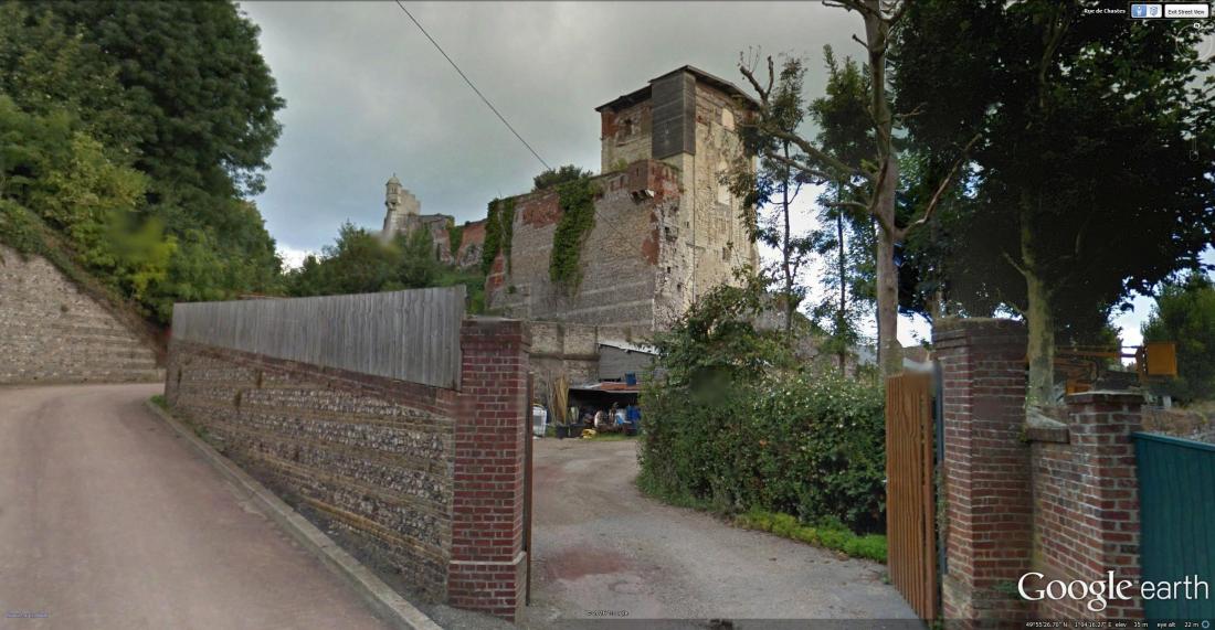 St Remy Tower from the South Google Earth Streetview 